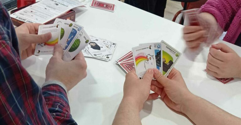 Soirée Exploding Kittens